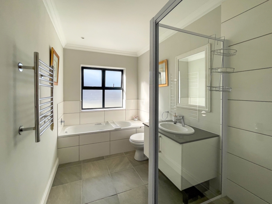 3 Bedroom Property for Sale in Claremont Western Cape